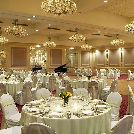 Sheraton Framingham Hotel & Conference Center 